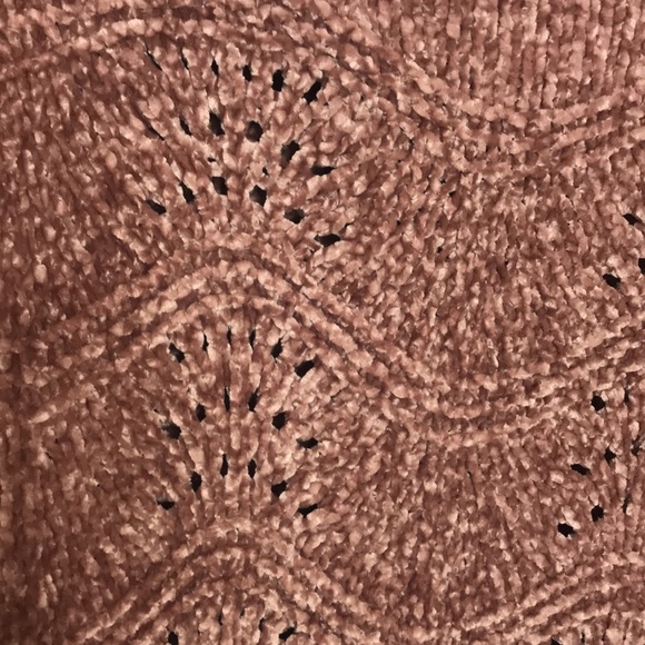 Soft Sweater - Picture 2 of 3